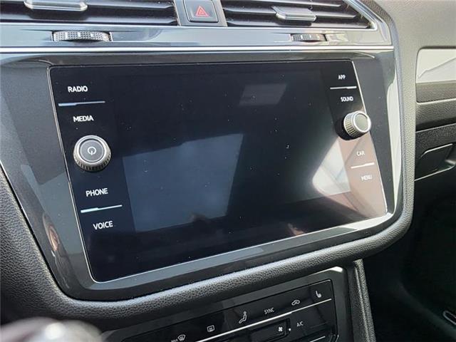 2022 Volkswagen Tiguan Comfortline R-Line Black Edition (Stk: T5408A) in Orleans - Image 12 of 17