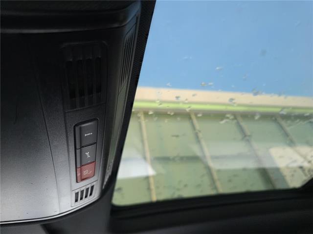 2022 Volkswagen Tiguan Comfortline R-Line Black Edition (Stk: T5408A) in Orleans - Image 15 of 17