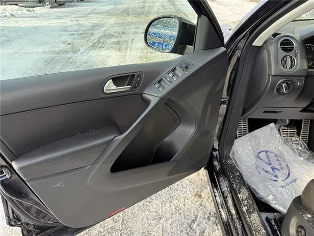 2017 Volkswagen Tiguan Wolfsburg Edition (Stk: T5422A) in Orleans - Image 12 of 16