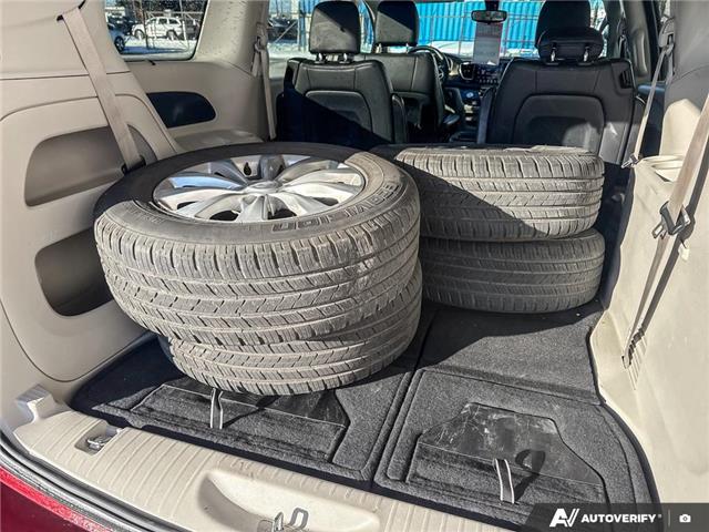 2018 Chrysler Pacifica Touring-L (Stk: TT8293) in Sarnia - Image 12 of 25