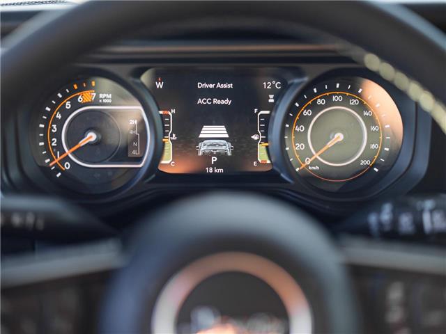 2026 Jeep Wrangler Sport (Stk: T227319) in Surrey - Image 14 of 27
