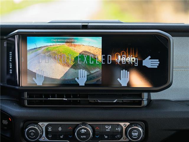2026 Jeep Wrangler Sport (Stk: T227319) in Surrey - Image 23 of 27