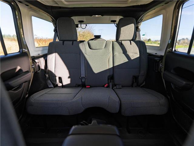 2026 Jeep Wrangler Sport (Stk: T224303) in Surrey - Image 25 of 28