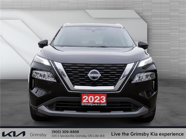 2023 Nissan Rogue Sv | PANO ROOF  360 BACK UP CAM | LOW KM (Stk: U3225) in Grimsby - Image 2 of 18