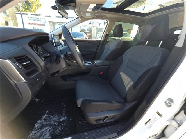 2023 Nissan Rogue SV Moonroof (Stk: 01164P) in New Hamburg - Image 8 of 18