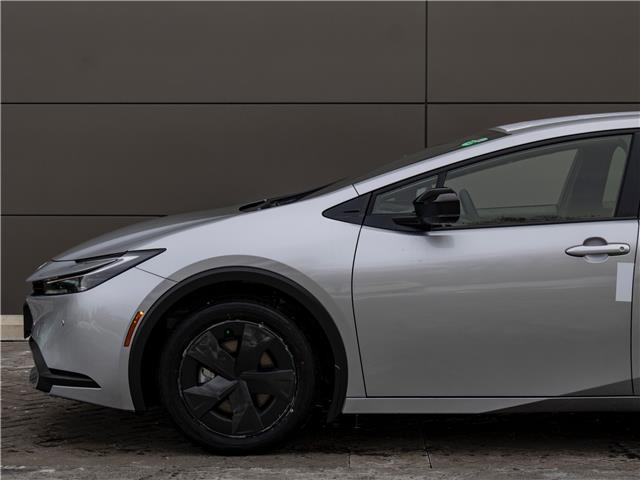2026 Toyota Prius Plug-In Hybrid SE (Stk: PH9835) in Windsor - Image 3 of 22