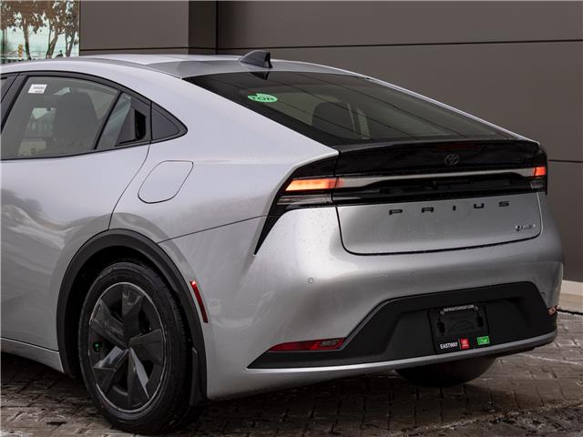 2026 Toyota Prius Plug-In Hybrid SE (Stk: PH9835) in Windsor - Image 5 of 22