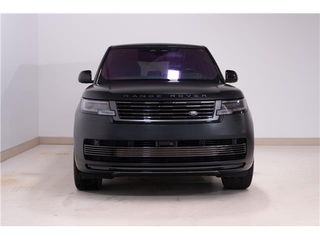 2023 Land Rover Range Rover P530 SV (Stk: ARUC954) in Calgary - Image 2 of 32
