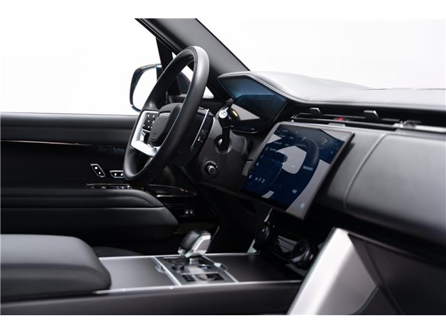 2023 Land Rover Range Rover P530 SV (Stk: ARUC954) in Calgary - Image 22 of 32