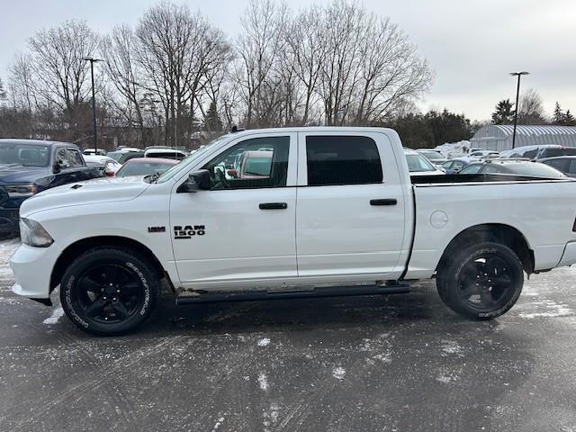 2021 RAM 1500 Classic Tradesman (Stk: 102575) in London - Image 2 of 5 2021 RAM 1500 Classic Tradesman (Stk: 102575) in London - Image 2 of 5