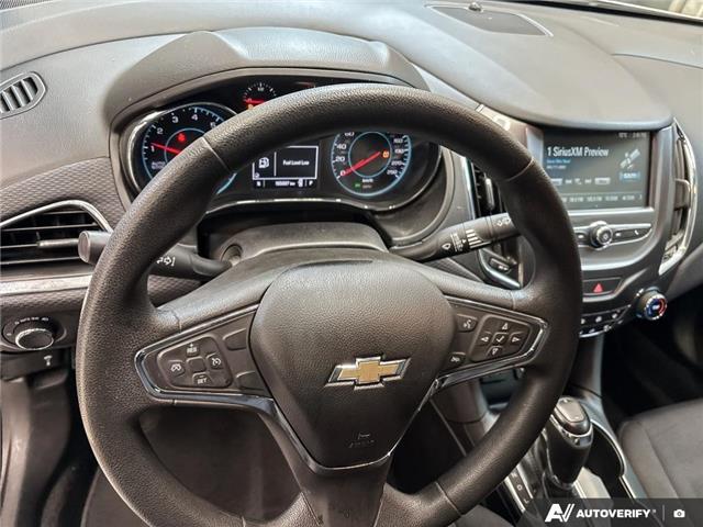 2018 Chevrolet Cruze LT Auto (Stk: 165015) in London - Image 14 of 26