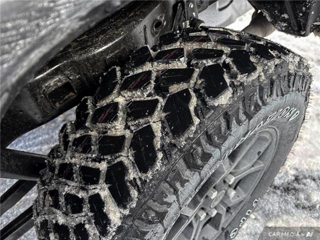 2026 Jeep Gladiator Sport S (Stk: 165260) in London - Image 7 of 26