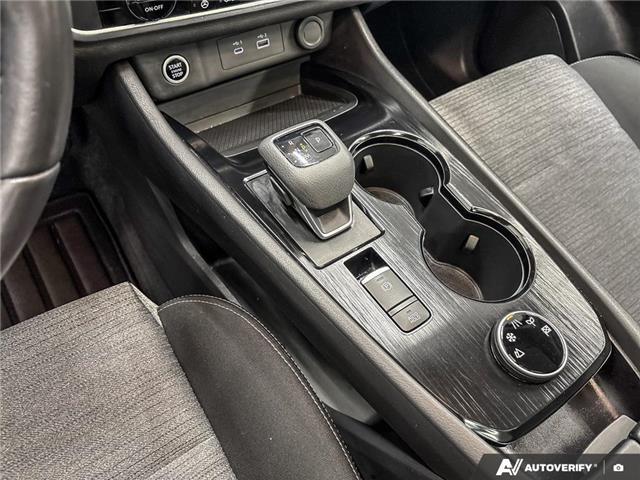 2023 Nissan Rogue SV Moonroof (Stk: 165151) in London - Image 18 of 26