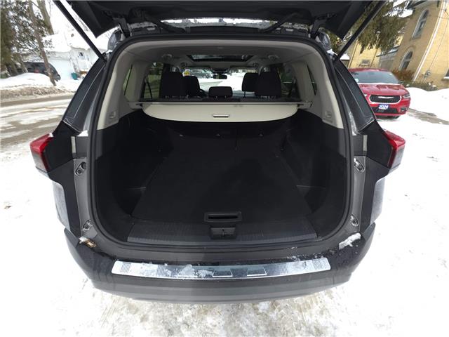 2023 Nissan Rogue SV Moonroof (Stk: 01162P) in New Hamburg - Image 11 of 19
