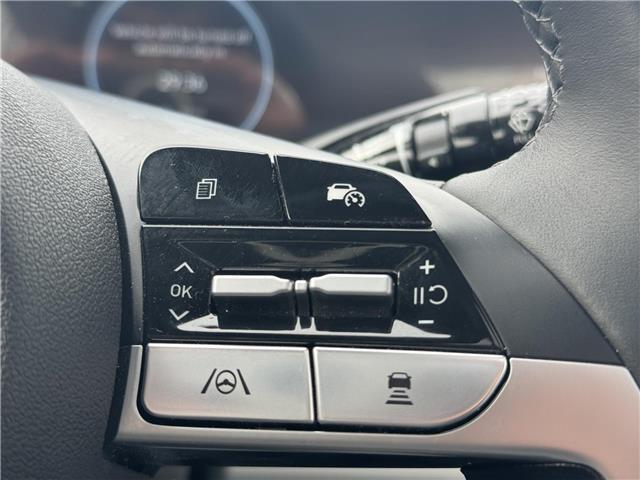 2025 Hyundai Elantra HEV Luxury w/Two-Tone Interior (Stk: 16U101615) in Markham - Image 16 of 32