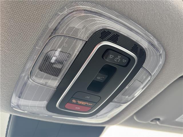 2025 Hyundai Elantra HEV Luxury w/Two-Tone Interior (Stk: 16U101615) in Markham - Image 18 of 32