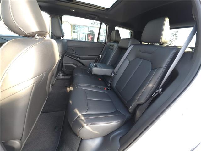 2026 Jeep Cherokee Laredo/Limited (Stk: 26023) in New Hamburg - Image 10 of 19