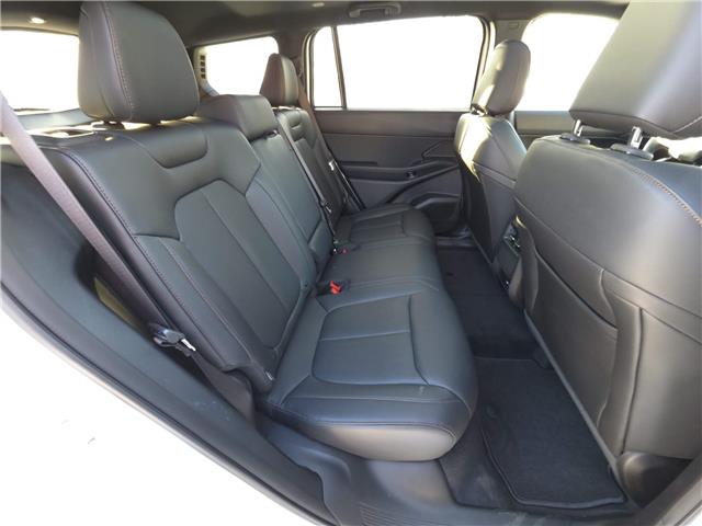 2026 Jeep Cherokee Laredo/Limited (Stk: 26023) in New Hamburg - Image 12 of 19