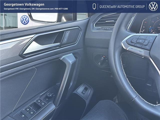 2023 Volkswagen Tiguan Comfortline R-Line Black (Stk: P9003AB) in Georgetown - Image 11 of 23