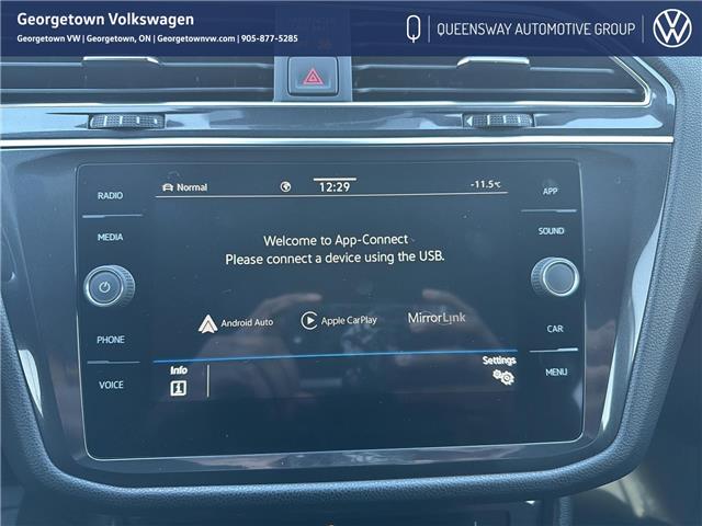2023 Volkswagen Tiguan Comfortline R-Line Black (Stk: P9003AB) in Georgetown - Image 20 of 23
