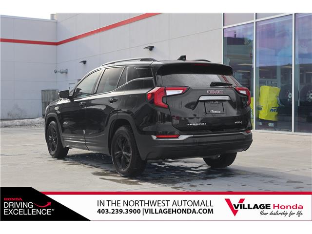 2022 GMC Terrain AT4 (Stk: OVW9049) in Calgary - Image 7 of 33