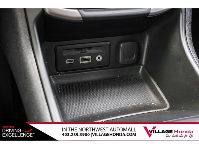 2022 GMC Terrain AT4 (Stk: OVW9049) in Calgary - Image 24 of 33