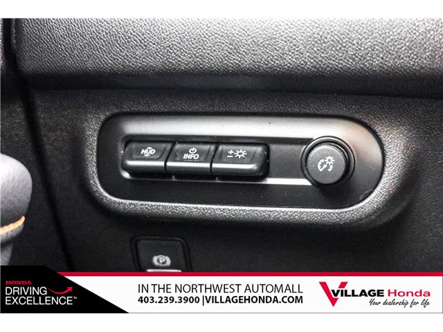 2022 GMC Terrain AT4 (Stk: OVW9049) in Calgary - Image 20 of 33