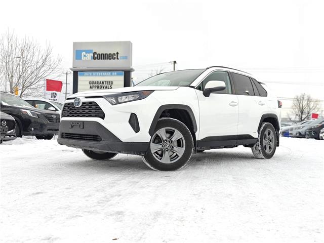 2022 Toyota RAV4 Hybrid LE in Ottawa - Image 8 of 11