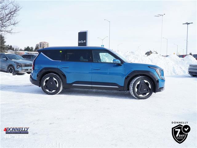 2026 Kia EV9 LAND W/PREMIUM PACKAGE (Stk: KA242) in Kanata - Image 2 of 30 2026 Kia EV9 LAND W/PREMIUM PACKAGE (Stk: KA242) in Kanata - Image 2 of 30