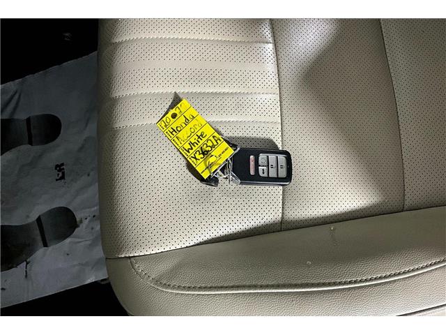 2022 Honda Accord Touring 1.5T (Stk: X3632A) in London - Image 10 of 35