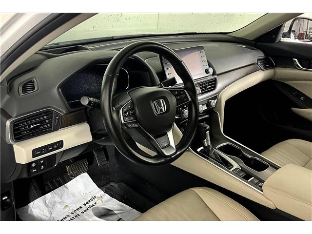 2022 Honda Accord Touring 1.5T (Stk: X3632A) in London - Image 13 of 35