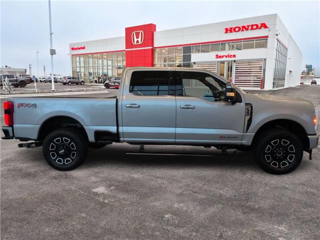 2023 Ford F-350 Platinum (Stk: C1686) in Lethbridge - Image 2 of 23