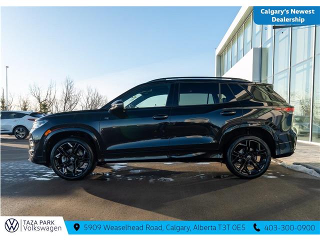 2026 Volkswagen Tiguan Comfortline R-Line Black Edition (Stk: TT-157) in Calgary - Image 8 of 26