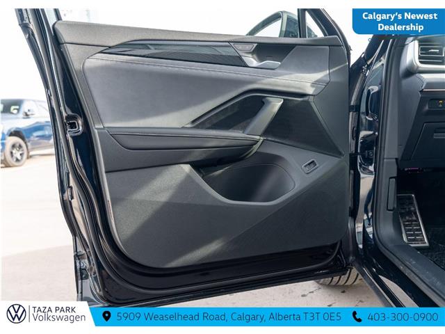 2026 Volkswagen Tiguan Comfortline R-Line Black Edition (Stk: TT-156) in Calgary - Image 13 of 26