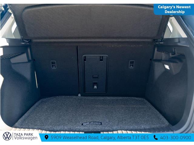 2026 Volkswagen Taos Comfortline Black Edition (Stk: TT-109) in Calgary - Image 9 of 26