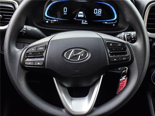 2025 Hyundai Venue ESSENTIAL (Stk: A0038) in Toronto - Image 16 of 26