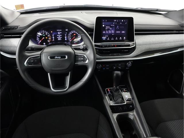 2025 Jeep Compass Sport (Stk: L635) in Calgary - Image 13 of 20 2025 Jeep Compass Sport (Stk: L635) in Calgary - Image 13 of 20