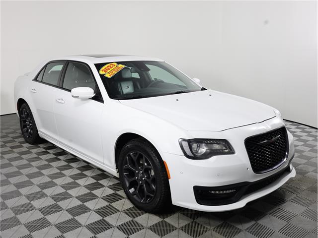 2023 Chrysler 300 S (Stk: B20753) in Calgary - Image 3 of 18