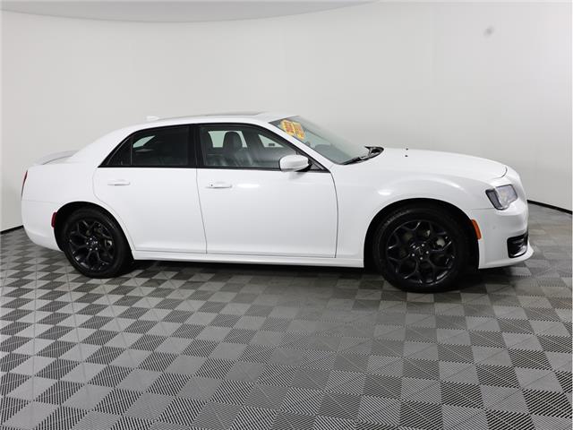 2023 Chrysler 300 S (Stk: B20753) in Calgary - Image 5 of 18
