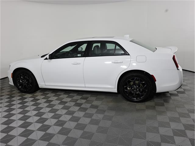 2023 Chrysler 300 S (Stk: B20753) in Calgary - Image 9 of 18