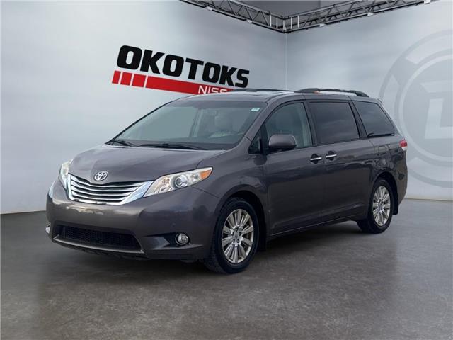 2011 Toyota Sienna Limited 7 Passenger (Stk: 20489) in Okotoks - Image 1 of 15