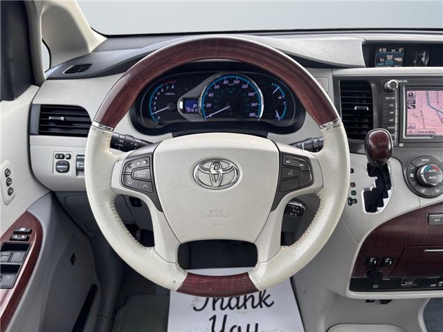 2011 Toyota Sienna Limited 7 Passenger (Stk: 20489) in Okotoks - Image 12 of 15