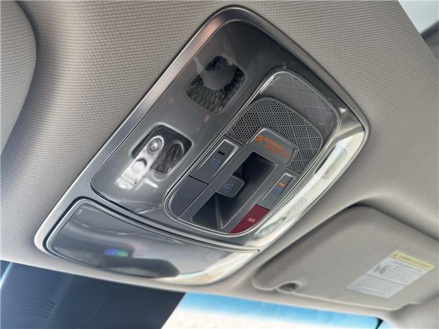 2024 Genesis GV70 2.5T Advanced (Stk: 25101442A) in Markham - Image 18 of 37