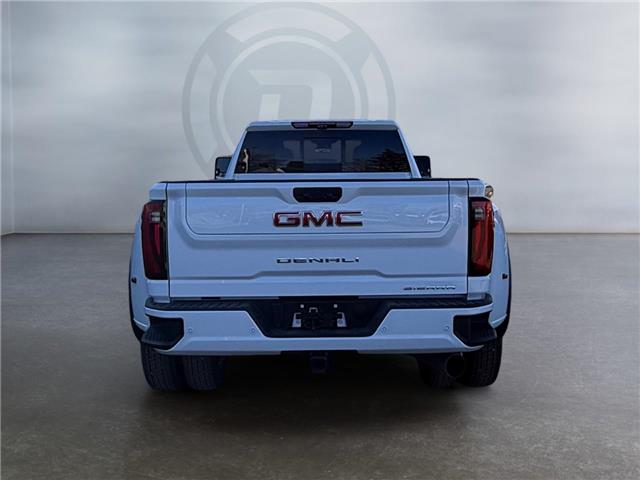 2026 GMC Sierra 3500HD Denali (Stk: 370370) in Brooks - Image 4 of 27 2026 GMC Sierra 3500HD Denali (Stk: 370370) in Brooks - Image 4 of 27