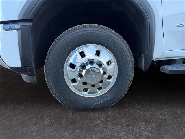 2026 GMC Sierra 3500HD Denali (Stk: 370370) in Brooks - Image 14 of 27 2026 GMC Sierra 3500HD Denali (Stk: 370370) in Brooks - Image 14 of 27