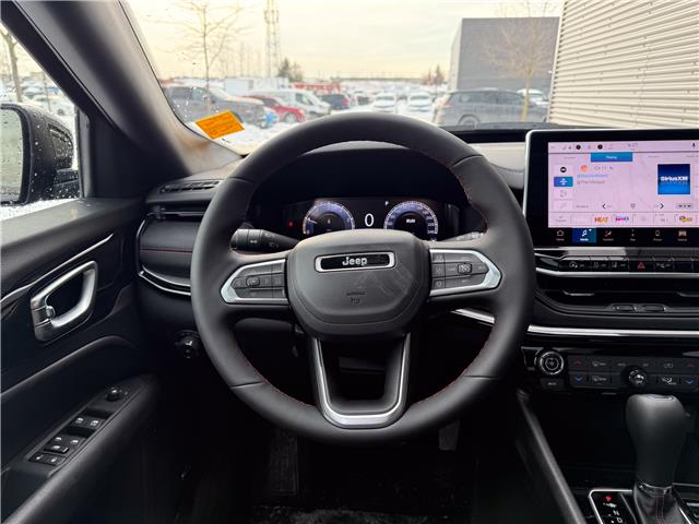 2026 Jeep Compass Trailhawk (Stk: 26157) in London - Image 16 of 25