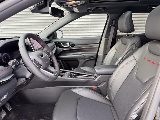 2026 Jeep Compass Trailhawk (Stk: 26157) in London - Image 9 of 25