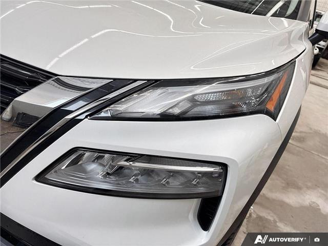 2023 Nissan Rogue SV Moonroof (Stk: 165152) in London - Image 9 of 26