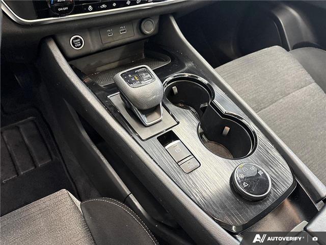 2023 Nissan Rogue SV Moonroof (Stk: 165152) in London - Image 21 of 26