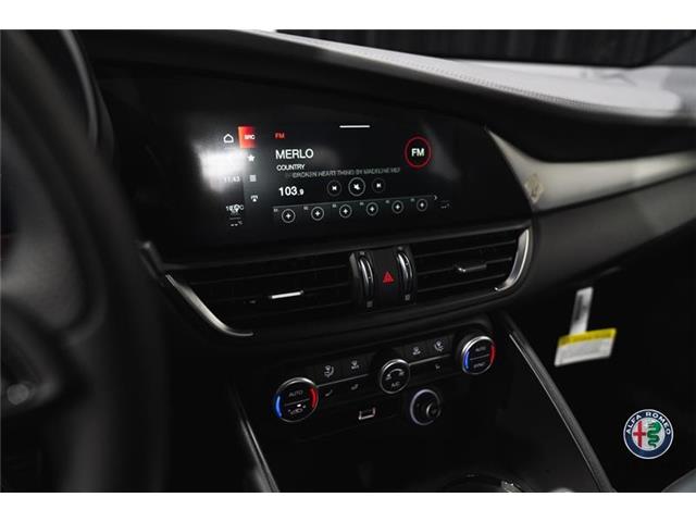 2025 Alfa Romeo Giulia Base (Stk: AR2511) in Edmonton - Image 13 of 27